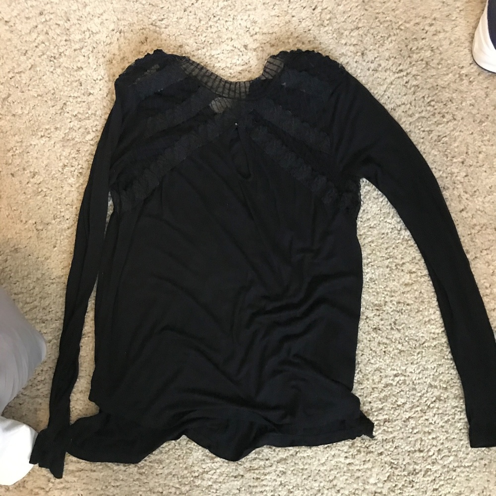 Free People black top with keyhole